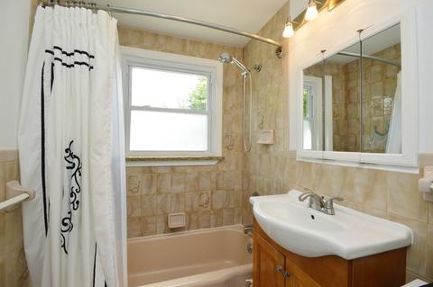 135 Glendale St, Wheeling, IL 60090 photo 26