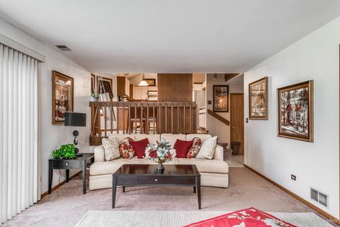 2835 Compton Rd, Aurora, IL 60504 photo 8