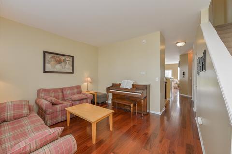 815 Daniel Dr, Minooka, IL 60447 photo 3
