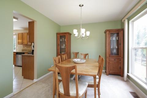 1240 Spring Creek Rd, Elgin, IL 60120 photo 5