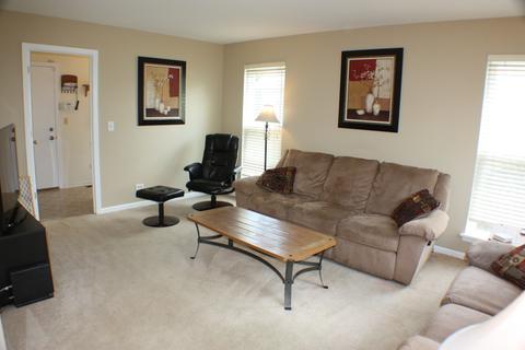 1240 Spring Creek Rd, Elgin, IL 60120 photo 13