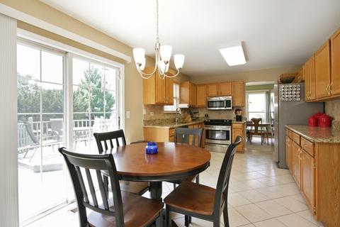 1240 Spring Creek Rd, Elgin, IL 60120 photo 8