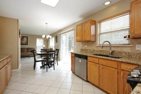 1240 Spring Creek Rd, Elgin, IL 60120 photo 6