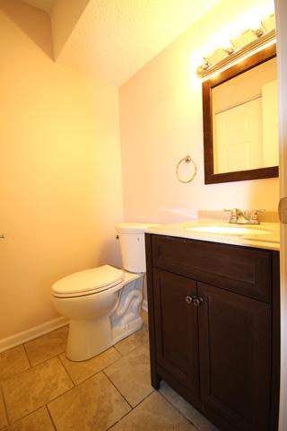 586 Fairway View Dr #1-3D, Wheeling, IL 60090 photo 11