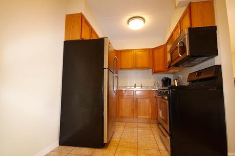 586 Fairway View Dr #1-3D, Wheeling, IL 60090 photo 4