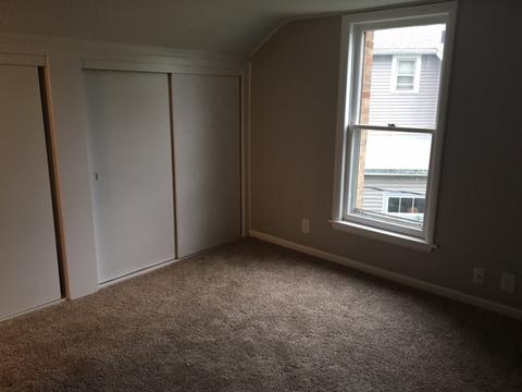 208 Gertrude St, Elgin, IL 60123 photo 11