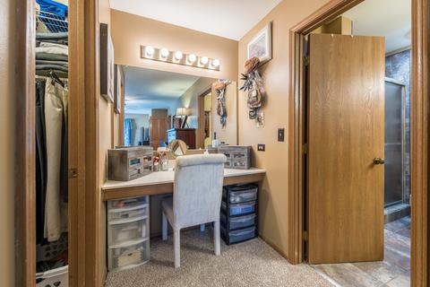 1020 Dover Ln, Aurora, IL 60504 photo 16