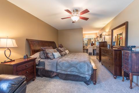 1020 Dover Ln, Aurora, IL 60504 photo 15