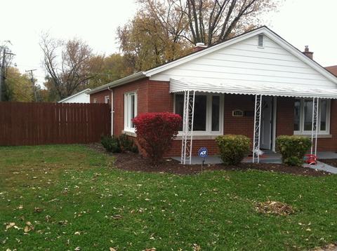 527 E 148th Pl, Harvey, IL 60426 photo 1