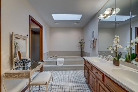 29 W460 Morningside Dr, Bartlett, IL 60103 photo 9