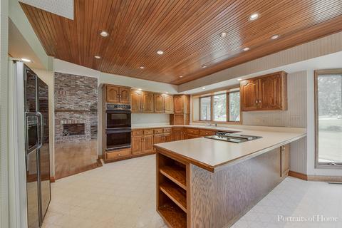 24512 Brittany St, Plainfield, IL 60586 photo 8