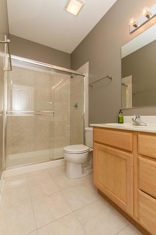 5757 Red Oak Dr, Hoffman Estates, IL 60192 photo 21