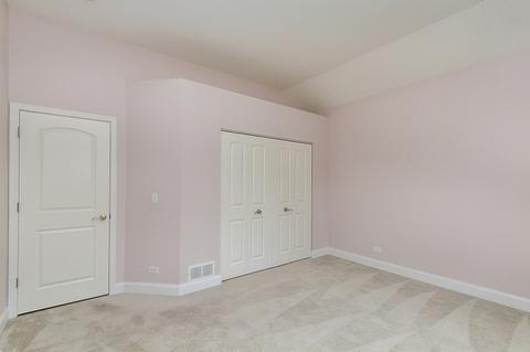 5757 Red Oak Dr, Hoffman Estates, IL 60192 photo 19