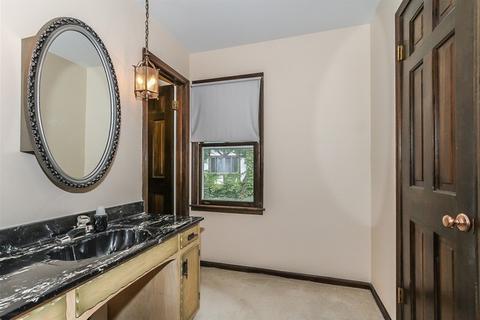 425 S Hickory Ave, Bartlett, IL 60103 photo 17