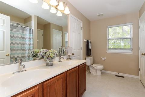 1430 Eastgate Ln, Bartlett, IL 60103 photo 19