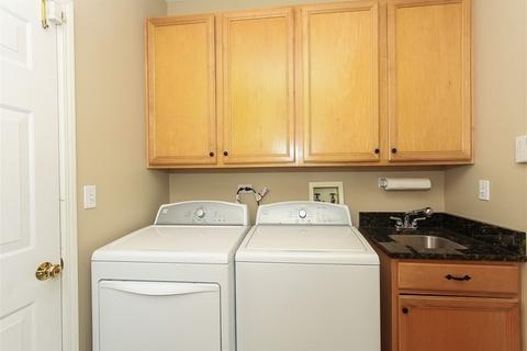 1430 Eastgate Ln, Bartlett, IL 60103 photo 27