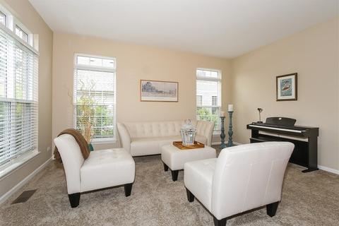 1430 Eastgate Ln, Bartlett, IL 60103 photo 8