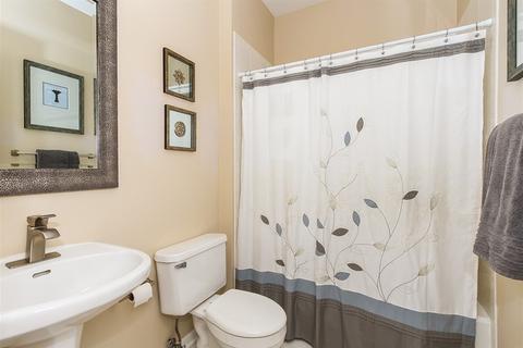 1430 Eastgate Ln, Bartlett, IL 60103 photo 22