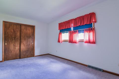 1021 Greenview Dr, Aurora, IL 60505 photo 13