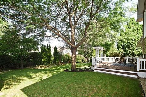 752 Colony Ave, Lindenhurst, IL 60046 photo 17