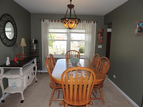 1914 Olde Mill Rd, Plainfield, IL 60586 photo 6