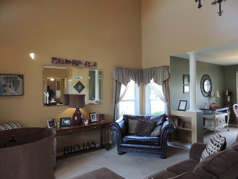 1914 Olde Mill Rd, Plainfield, IL 60586 photo 2