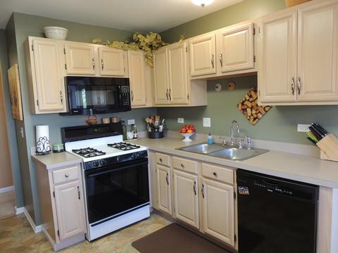 1914 Olde Mill Rd, Plainfield, IL 60586 photo 8