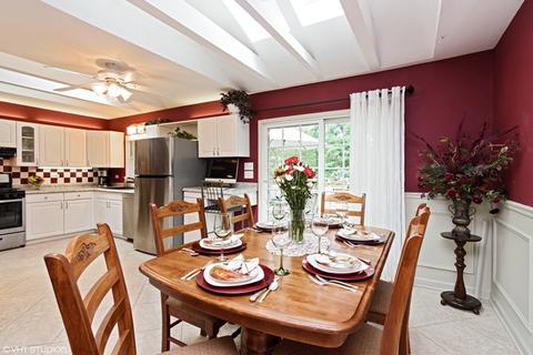 1032 Valley Stream Dr, Wheeling, IL 60090 photo 4