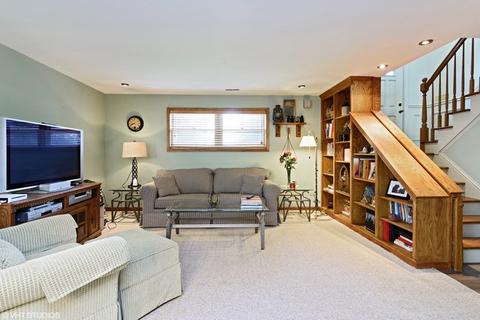 1032 Valley Stream Dr, Wheeling, IL 60090 photo 5