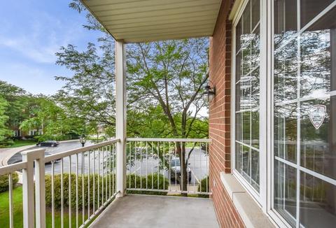 2660 Summit Dr #209, Glenview, IL 60025 photo 16