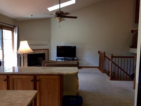 954 Ascot Dr, Elgin, IL 60123 photo 6