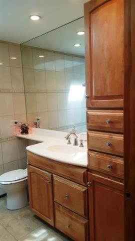 1402 E Cedar Ln, Mount Prospect, IL 60056 photo 16