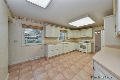 316 Alschuler Dr, Aurora, IL 60506 photo 9