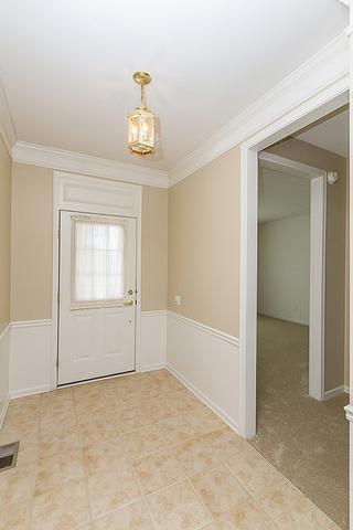2530 Rolling Ridge Ln, Elgin, IL 60124 photo 3
