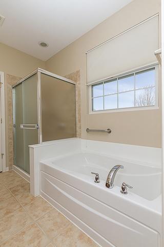 2530 Rolling Ridge Ln, Elgin, IL 60124 photo 17