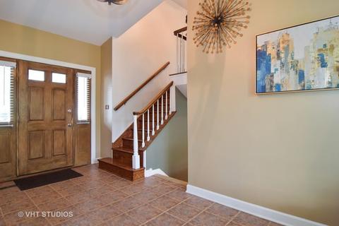 1370 Meyer Rd, Hoffman Estates, IL 60169 photo 3