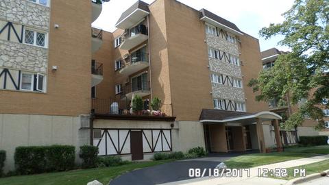 1633 River St #3G, Des Plaines, IL 60016 photo 1