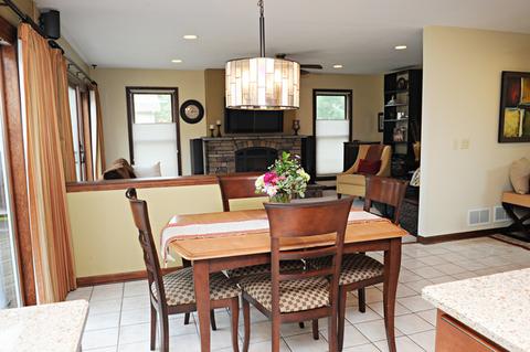 1364 Farmgate Rd, Bartlett, IL 60103 photo 13