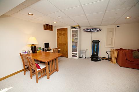 1364 Farmgate Rd, Bartlett, IL 60103 photo 32