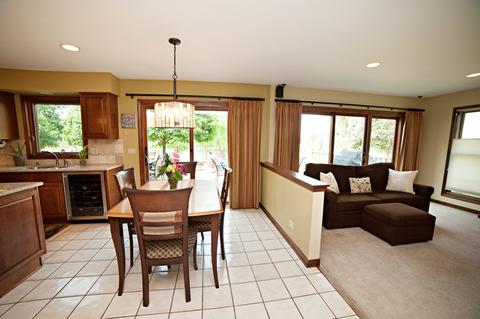 1364 Farmgate Rd, Bartlett, IL 60103 photo 17