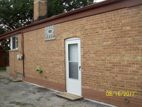 4111 W 77th Pl, Chicago, IL 60652 photo 2