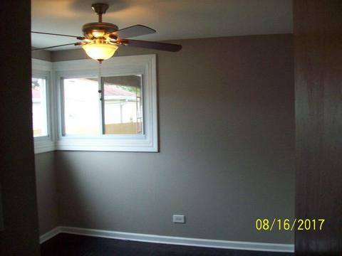 4111 W 77th Pl, Chicago, IL 60652 photo 12