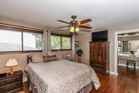 5 N323 Neva Ter, Itasca, IL 60143 photo 13