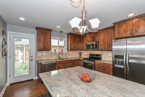 5 N323 Neva Ter, Itasca, IL 60143 photo 10