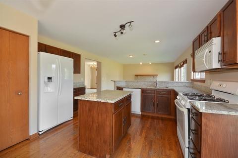 3146 Whitney Rd, Aurora, IL 60502 photo 4