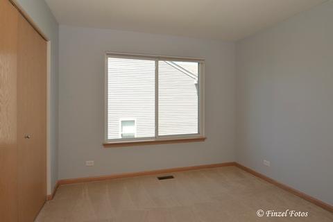 1815 Beachview Rd, Pingree Grove, IL 60140 photo 23