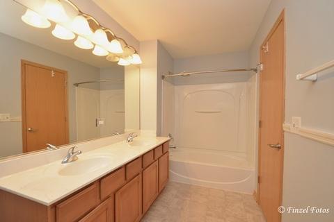 1815 Beachview Rd, Pingree Grove, IL 60140 photo 21