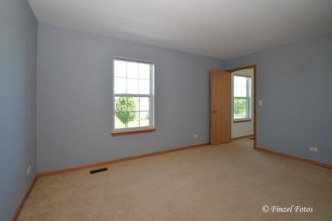 1815 Beachview Rd, Pingree Grove, IL 60140 photo 22