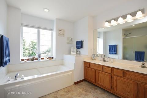1282 Sycamore St, Elgin, IL 60123 photo 9