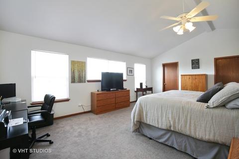 1282 Sycamore St, Elgin, IL 60123 photo 8
